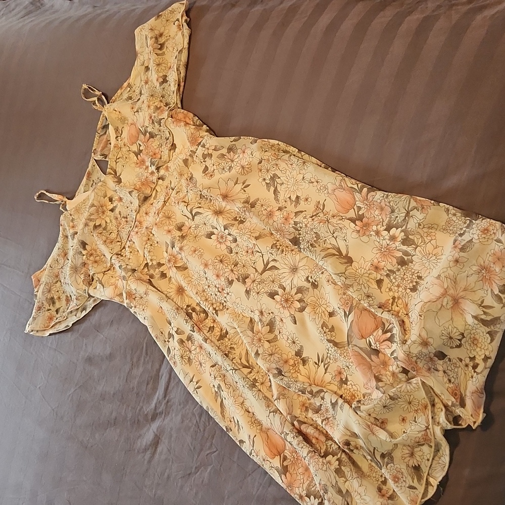 Ladies Alexa B floral print dress, size 12